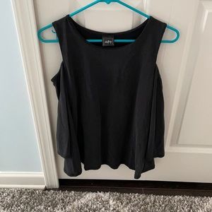 Cold shoulder buckle top